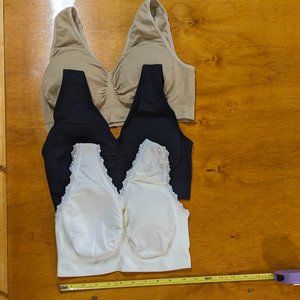 3 Padded Genie Bras XL, White, Black & Beige